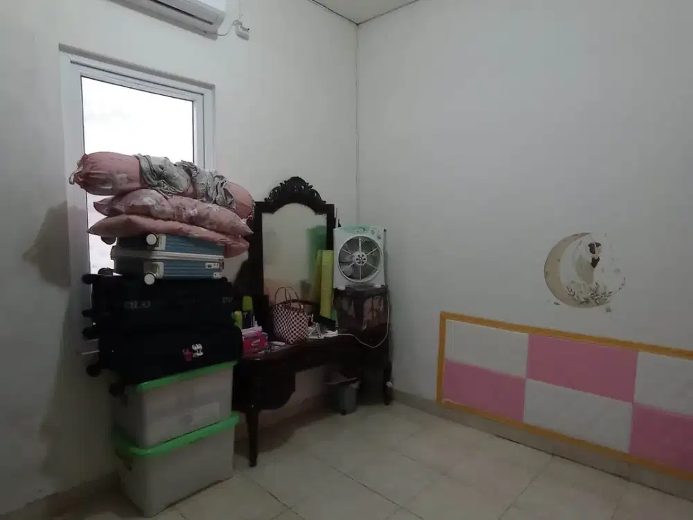 JUAL RUGI Rumah SHM 84meter di Perumahan Golden City