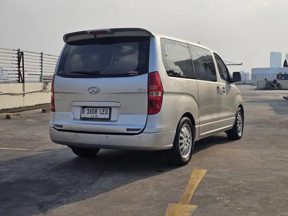 Hyundai H1 Royale 2013/2014 bensin