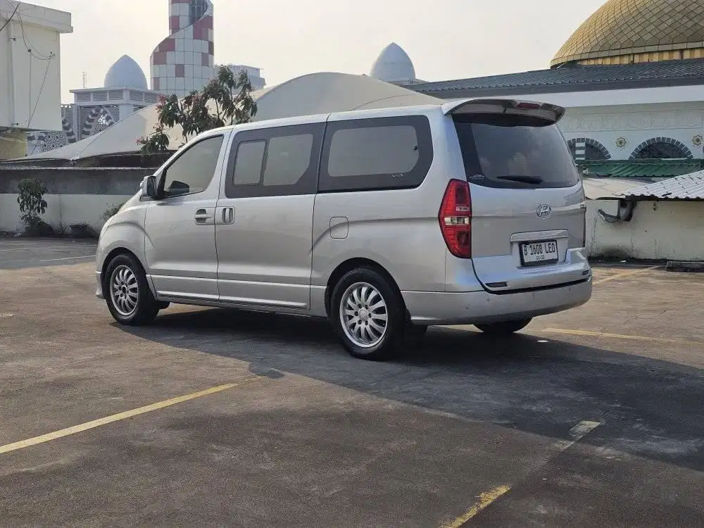 Hyundai H1 Royale 2013/2014 bensin