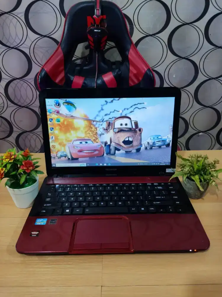 Toshiba Satelite Pro L840-I3VH RED [RAM 8GB/SSD 512GB VGA radeon]