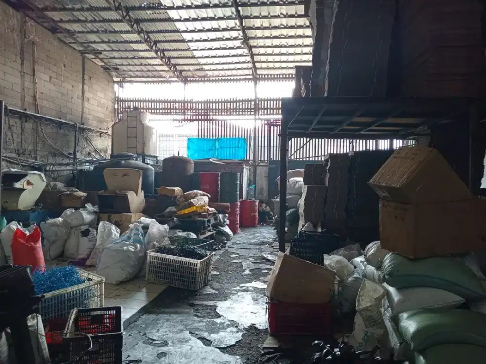 Disewa Gudang Strategis Dekat Tol di Royal Kosambi Tangerang