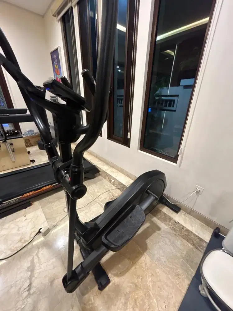 Dijual alat gym kettler cross trainer