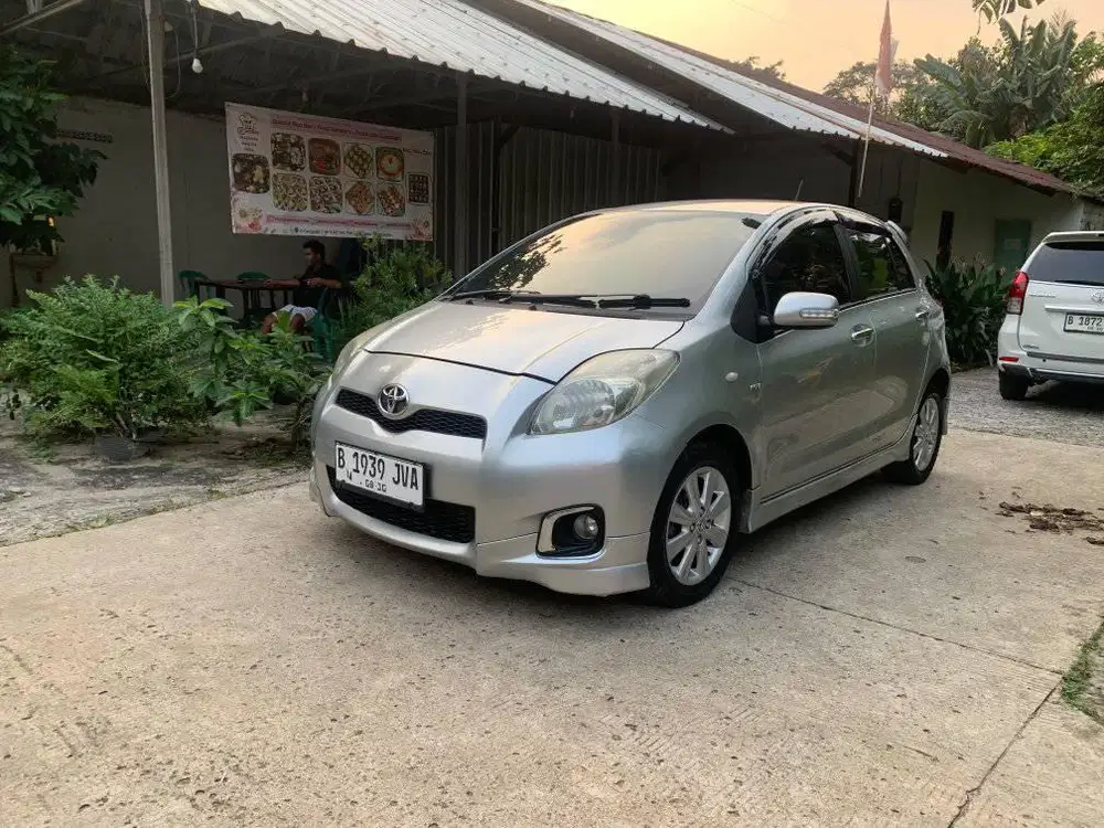 Toyota Yaris E Matic A/T Ganjil