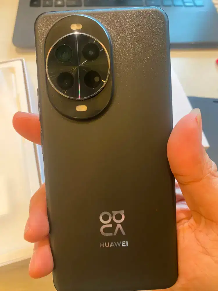 Huawei Nova 14 Pro Black Edition