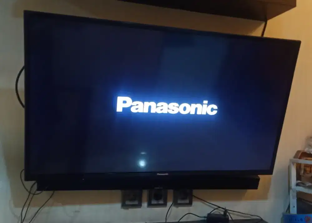 LED TV PANASONIC VIERA 43 inch TH-43D305G HDMI
