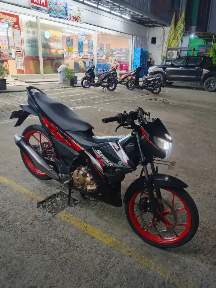 Suzuki Satria Fi