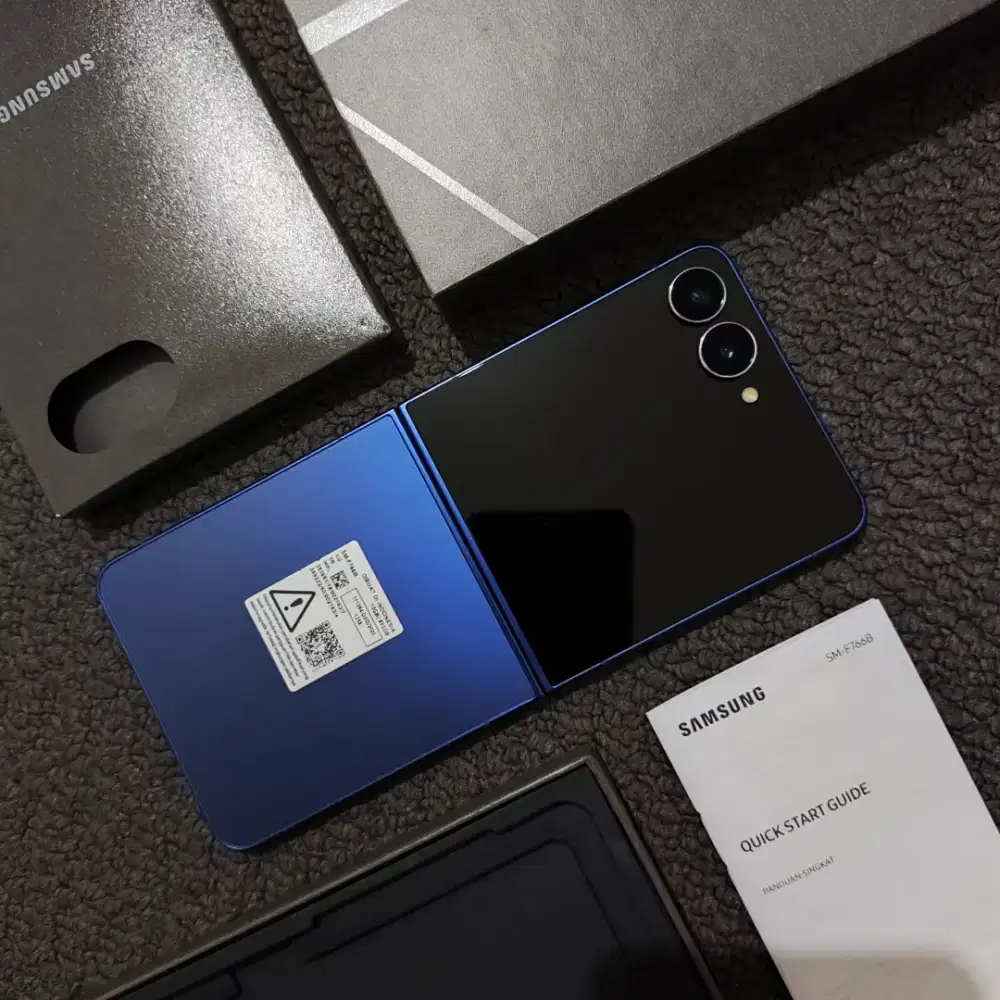 Samsung Z Flip 7 12/512 Biru