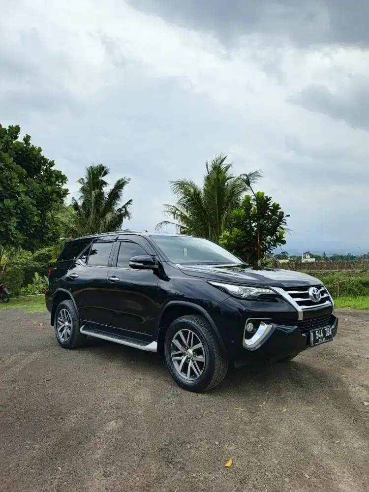 Fortuner VRZ 2016 mulus terawat pemakaian PRIBADI