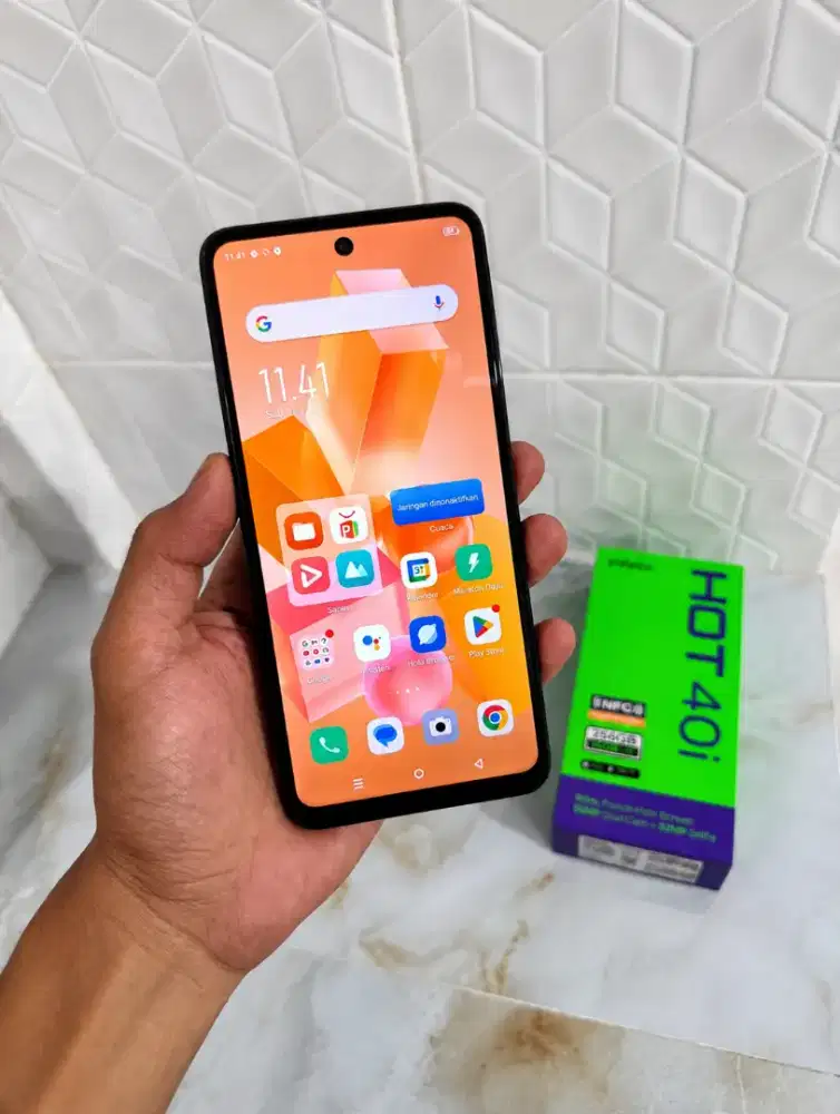 Infinix Hot 40i (8+8/256GB) NFC