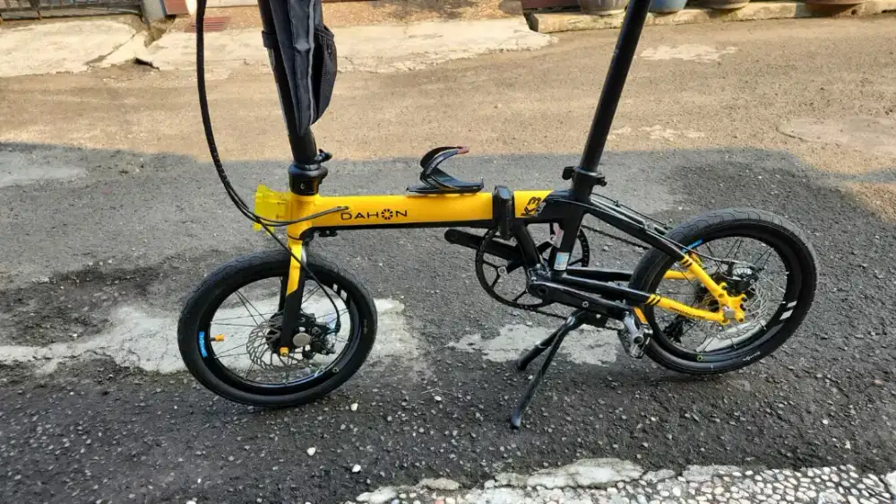 Dahon K3 Plus 16 inch.