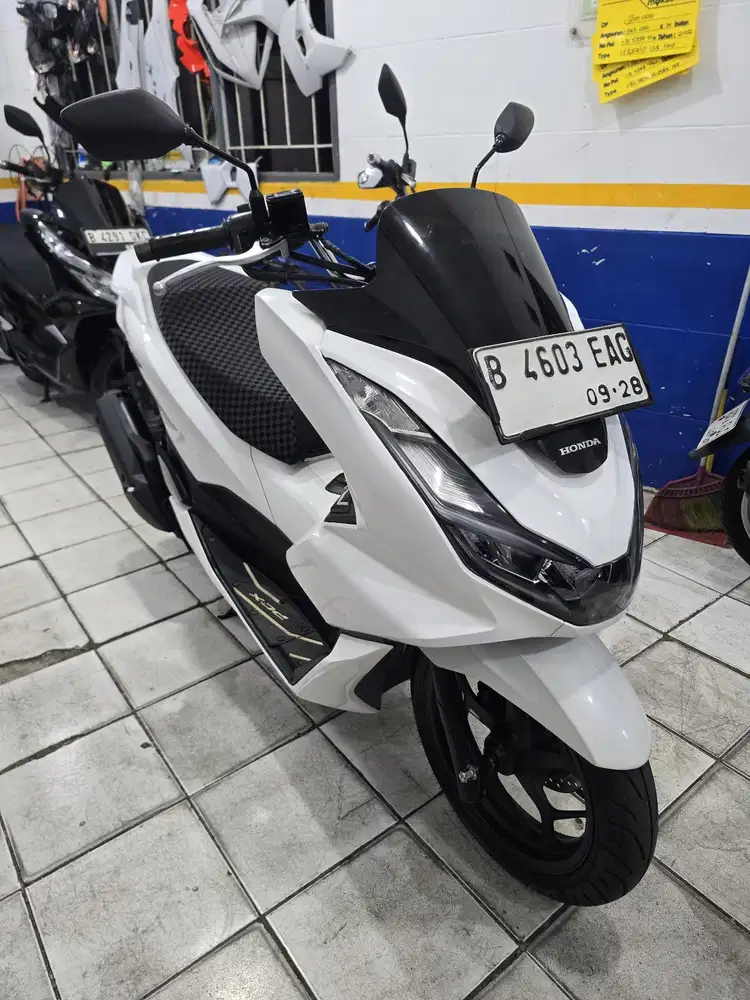 DP MINIM 2.500 CASH KREDIT NEW HONDA PCX 160 CBS ISS THN 2023 PJK ON