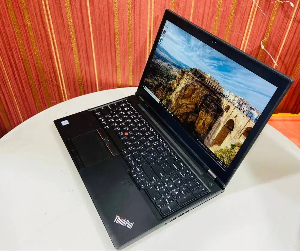 Lenovo thinkpad P51