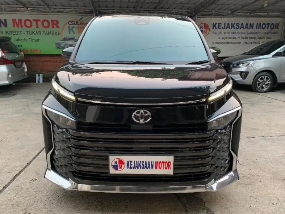 Toyota Voxy TSS 2.0cc Automatic Th.2022