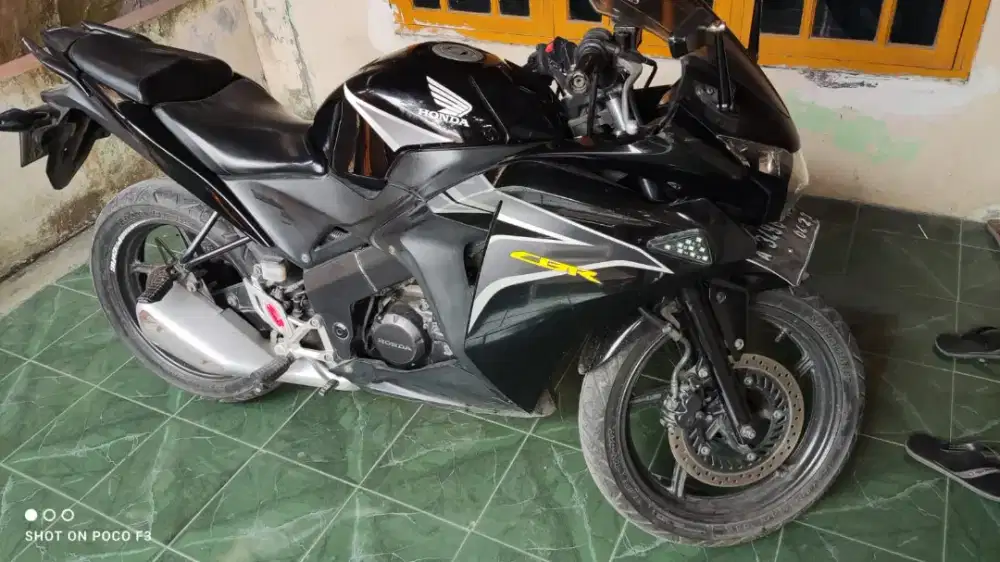 Honda cbr150 2013