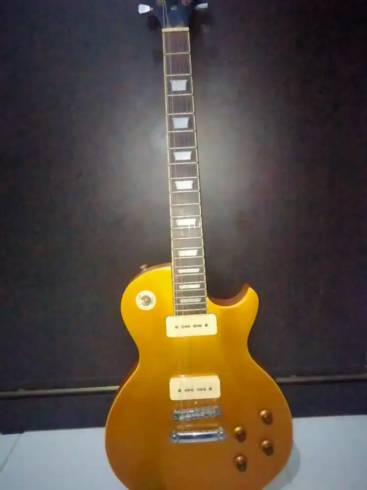 Gitar listrik merek J&D original