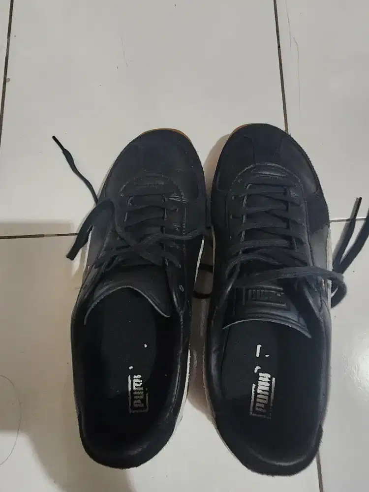 Sepatu sneaker PUMA wanita original