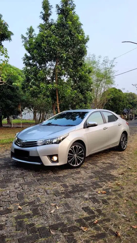 Toyota Corolla Altis 2015 Bensin