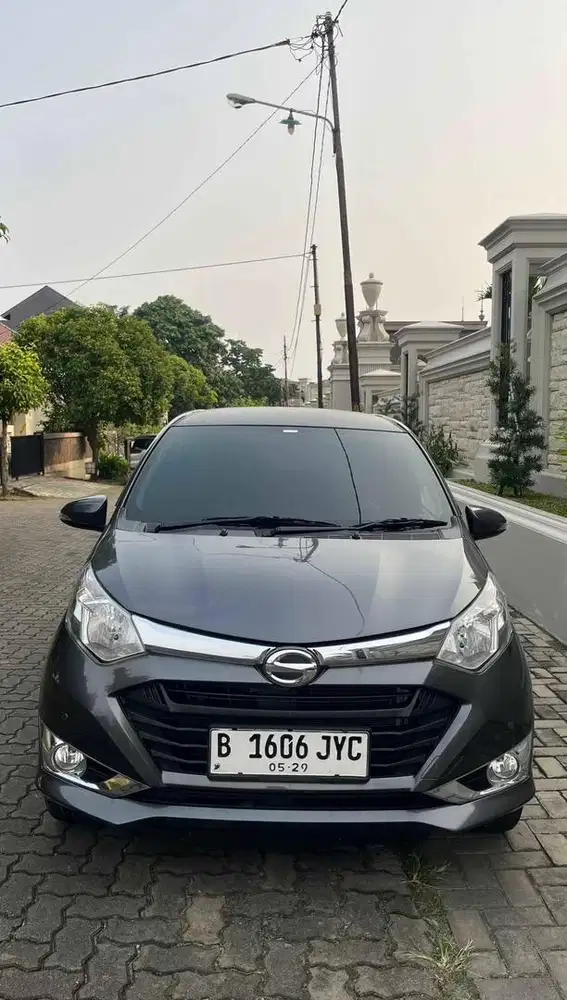 Sigra R Deluxe Manual 2016