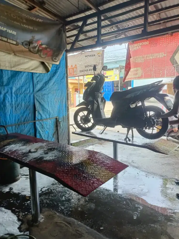 Mesin hidraulik sepeda motor