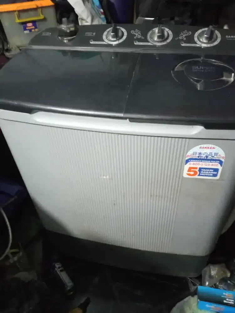 Mesin cuci sankken 8827