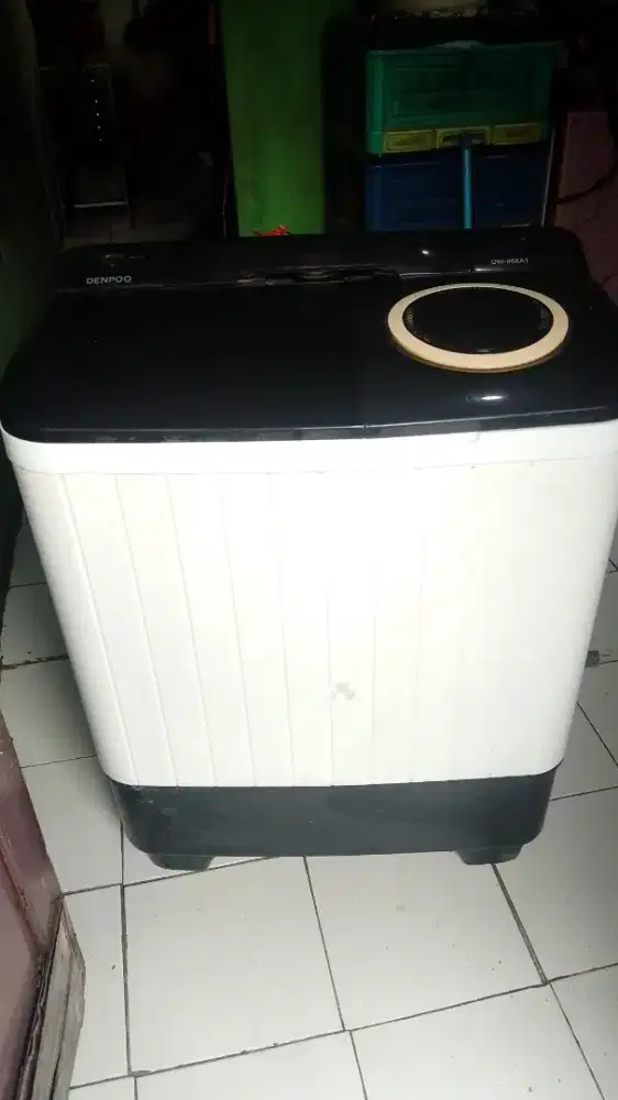 Mesin cuci 2 tabung merek denpo