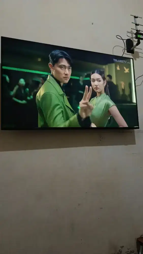 Samsung 50 Crystal UHD 4K UE100F