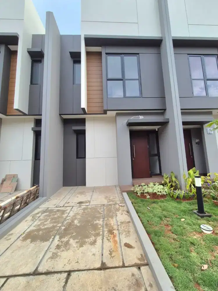 Rumah Harga Terbaik di Cluster Regia Summarecon Crown Gading Bekasi