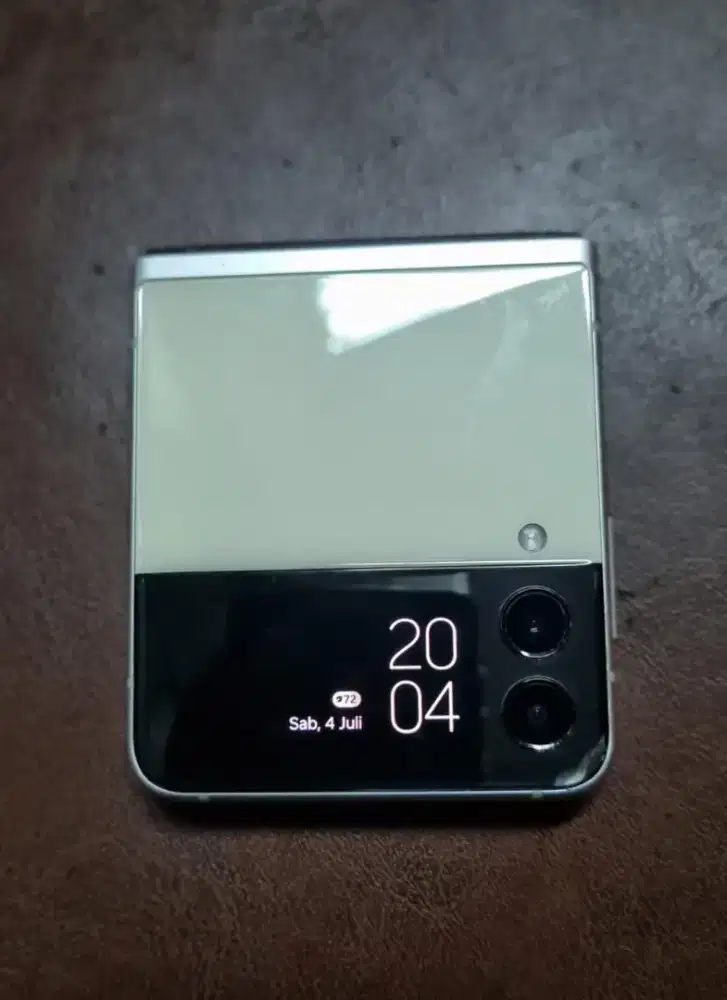 Dijual murah samsung Z flip 3