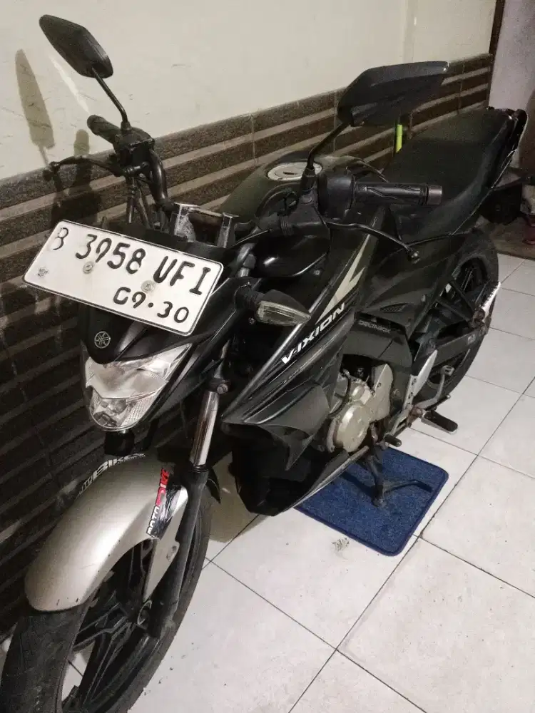 VIXION R TAHUN 2017 MULUSS CAKEP MESIN AMAN PAJAK IDUP