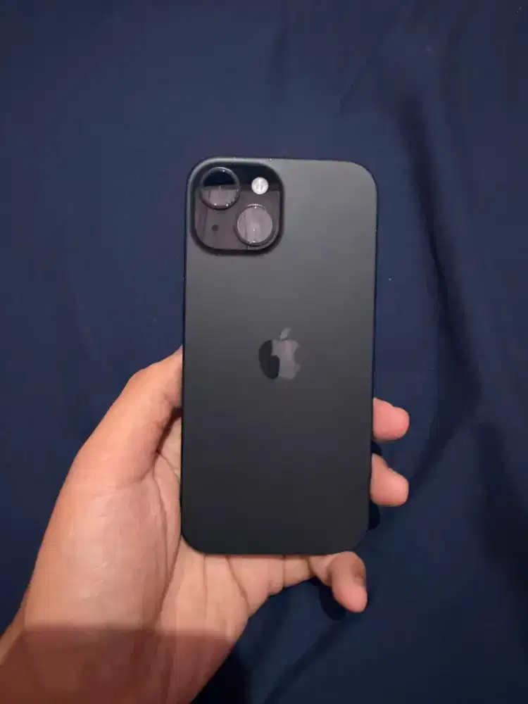 iPhone 15 basic 128 Black Resmi iBox