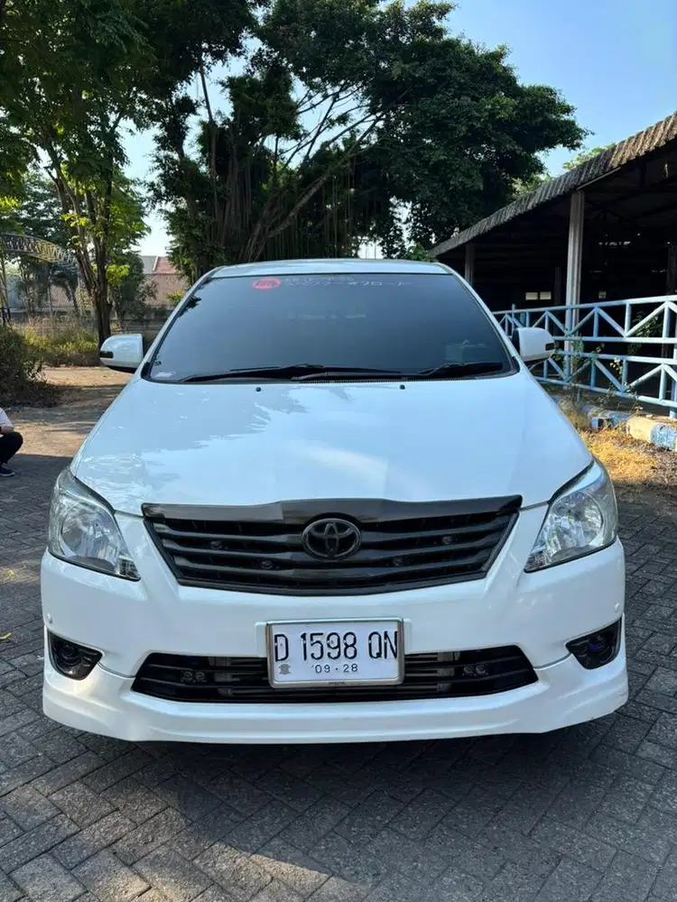Toyota Innova V Diesel AT Full Modif
