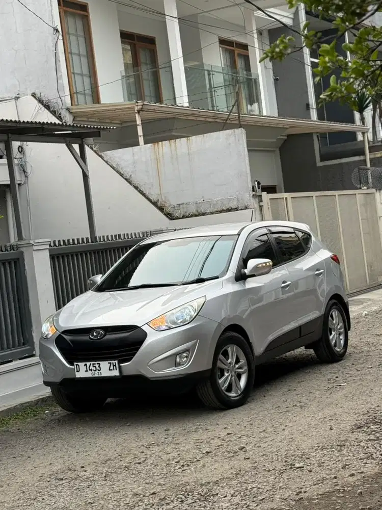 Hyundai Tucson 2.0 Matic SUV 2011/2012 Crv Xtrail Captiva ISTIMEWA