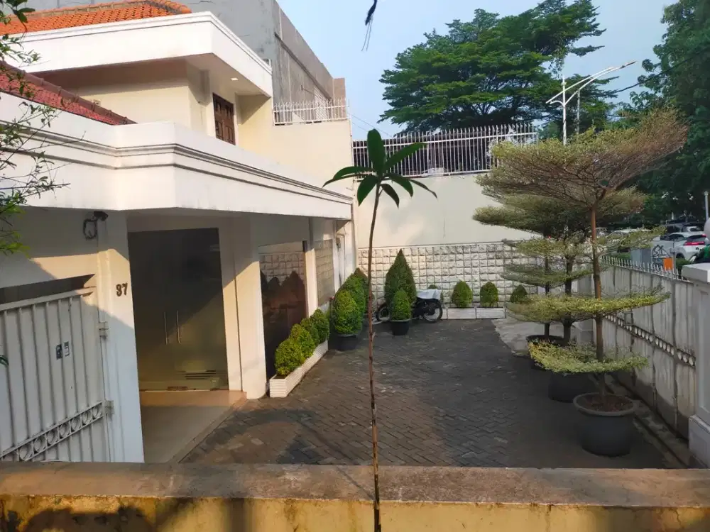 lahan komersil di pinggir jalan raya lebar jalan muat 5 mobil bisa buat usaha ,perkantoran ,cafe dll