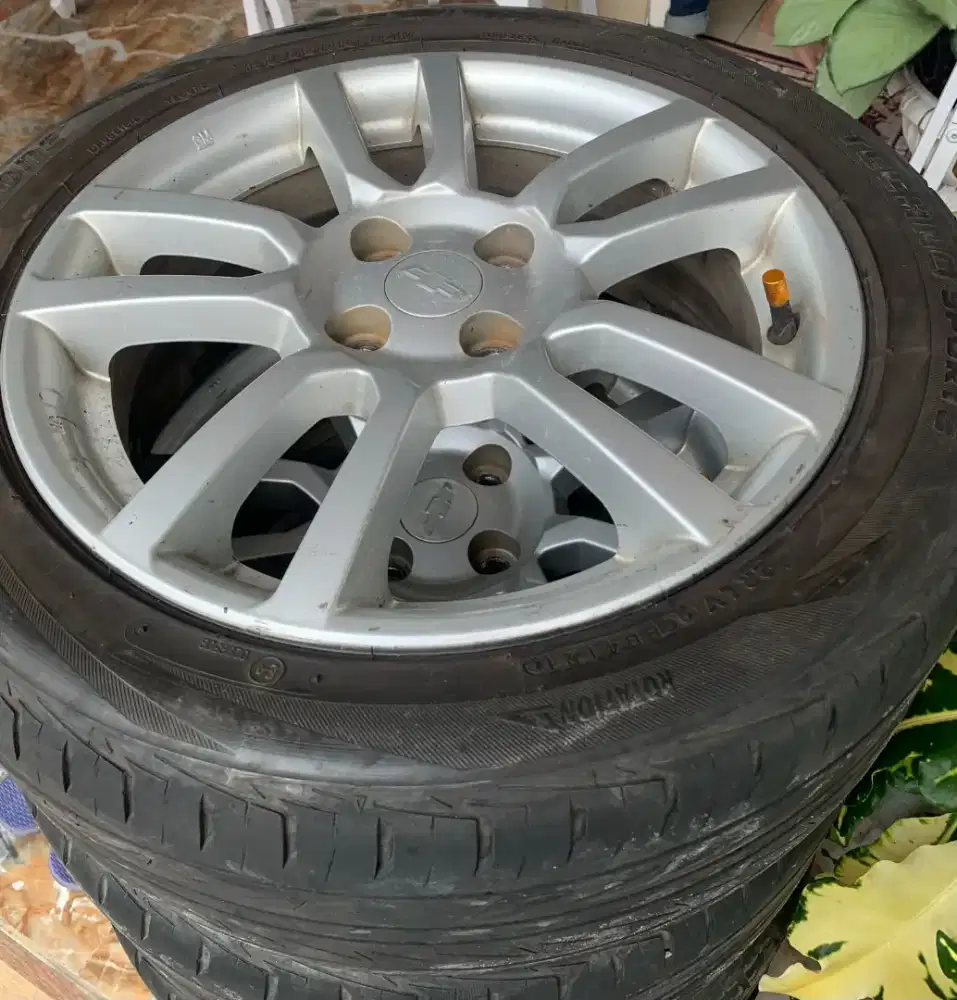 Velg dan Ban Chevrolet Aveo Ring 16 PCD 100
