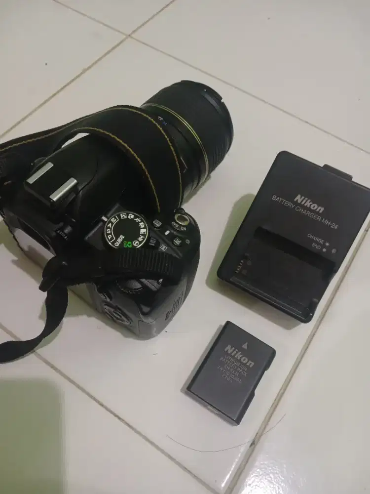 DSLR Nikon d3100