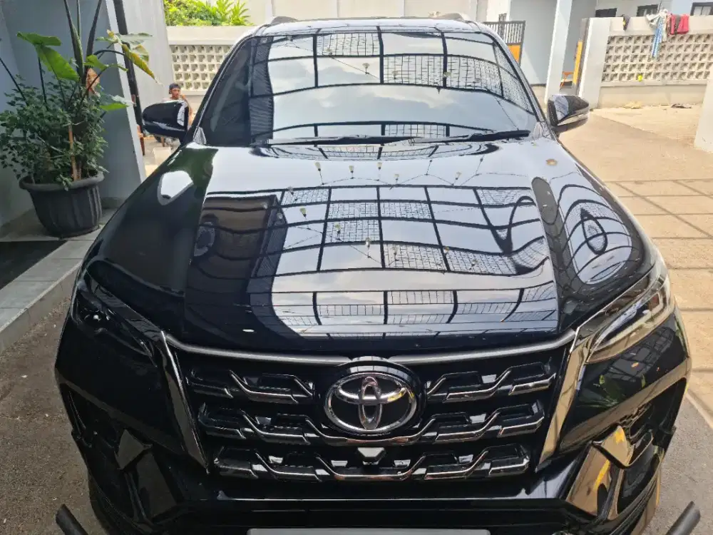 TOYOTA FORTUNER NEW 2.8 VRZ GRS 4X2 LUX AT 2022 (Varian tertinggi 4x2)
