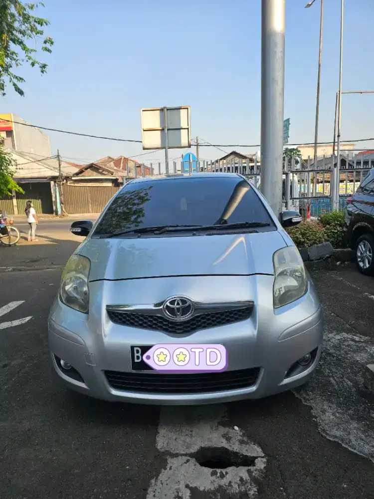 Yaris J matik 2010
