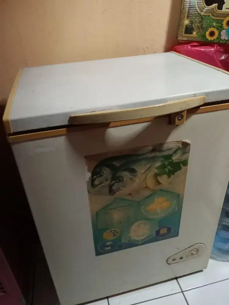 Dijual Freezer Bekas