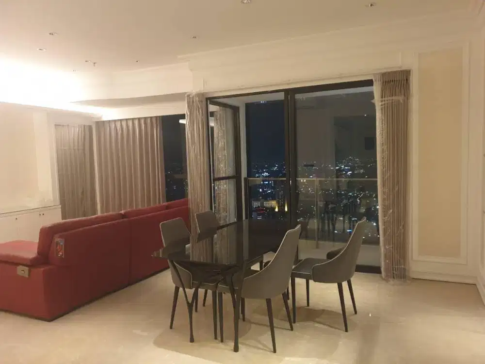 DIJUAL APARTEMEN THE PEAK TUNJUNGAN PLAZA SURABAYA PUSAT KOTA