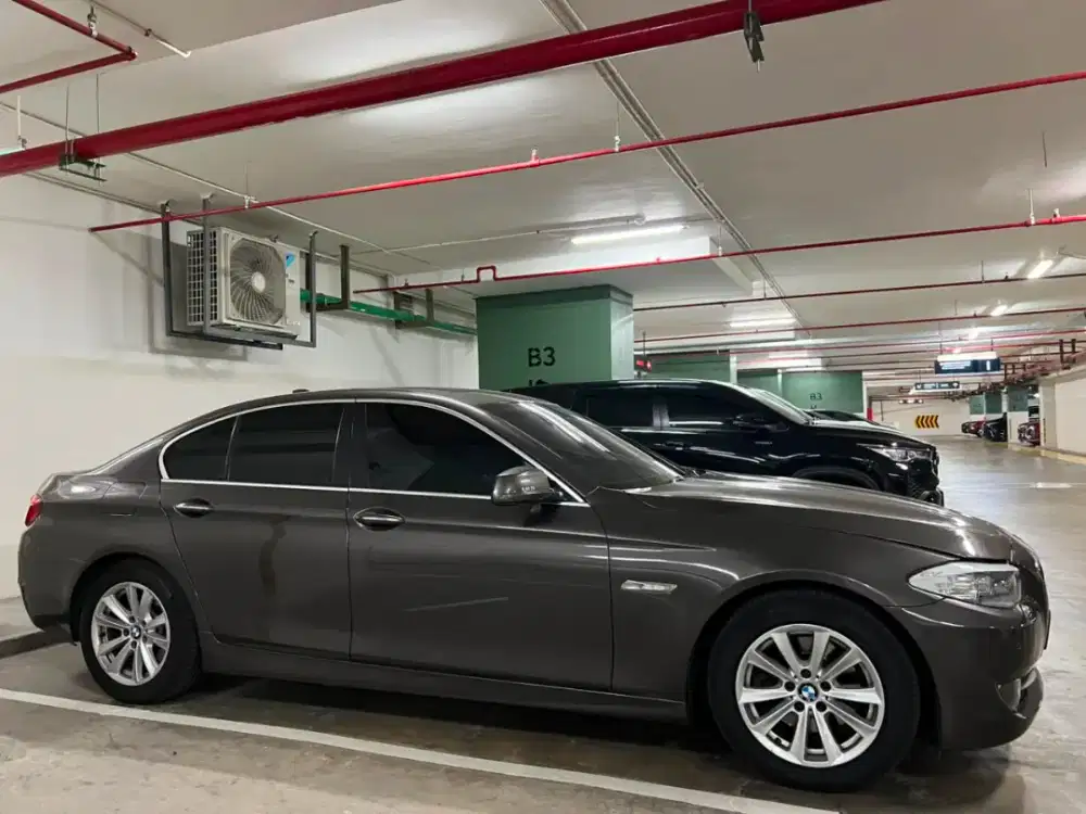 BMW 2013 520i F10