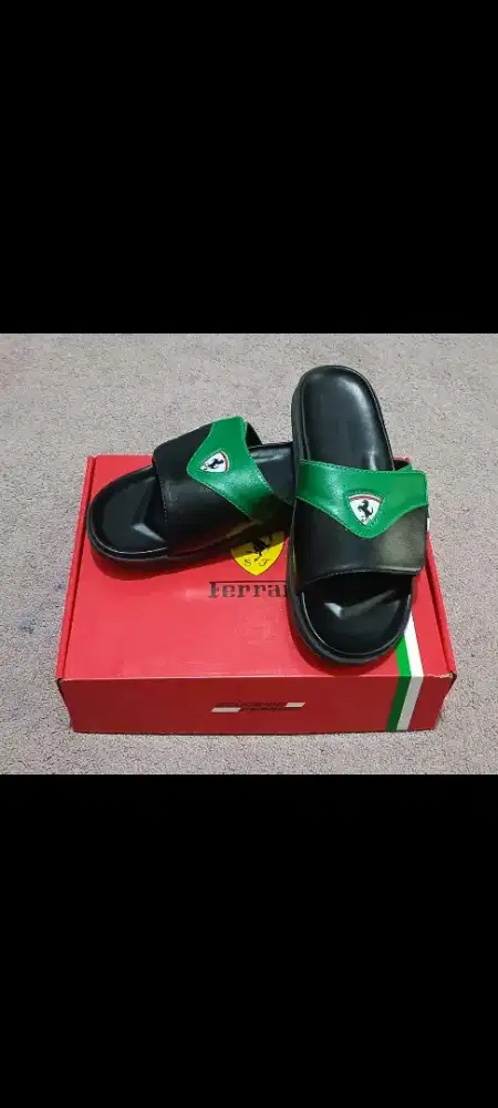 Sendal premium laki-laki