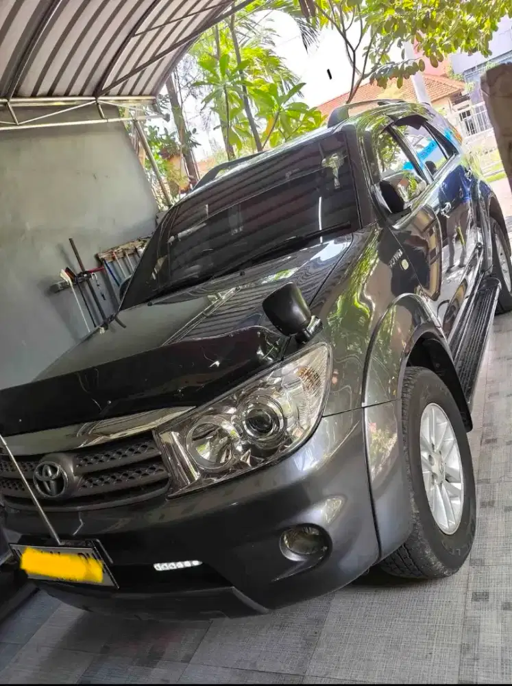 Toyota Fortuner G Lux  Bensin AT 2008