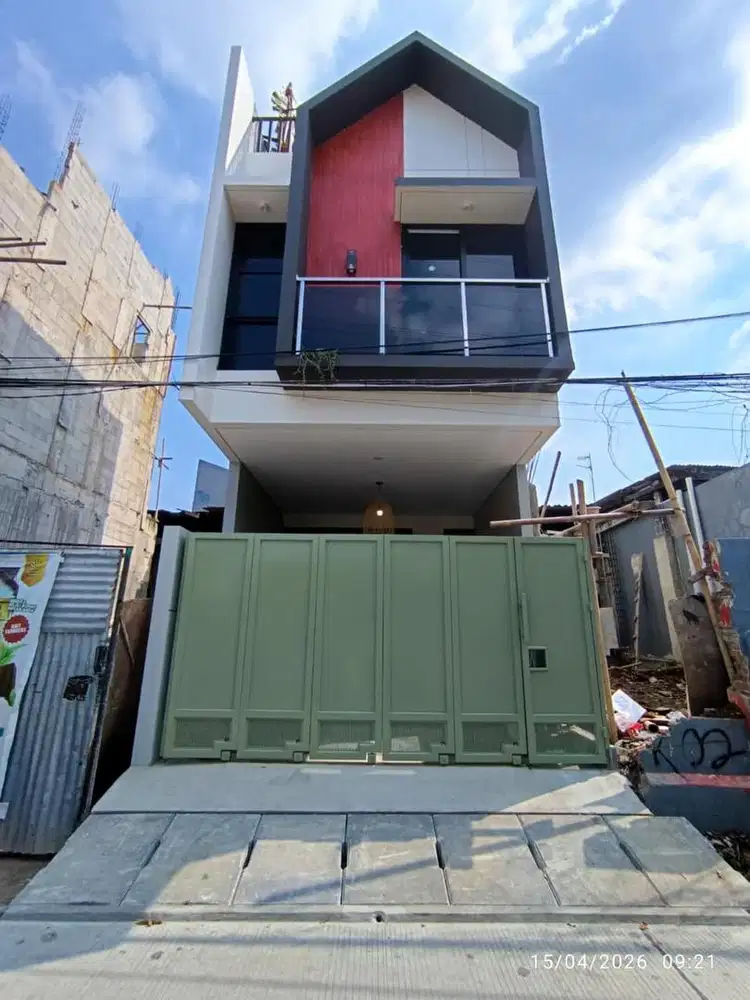 Rumah cantik 2 lantai swasembada barat