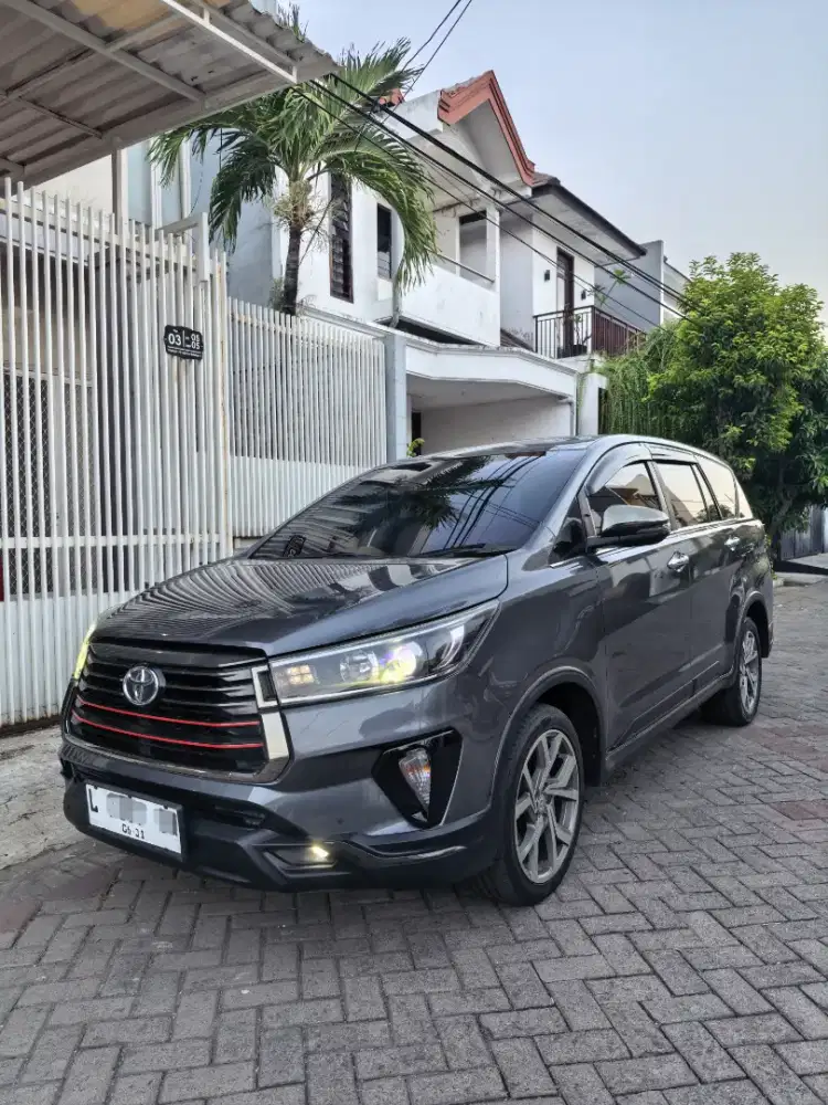 Innova Reborn Venturer Diesel 2021 AT Matic Grey Abu Solar 2.4