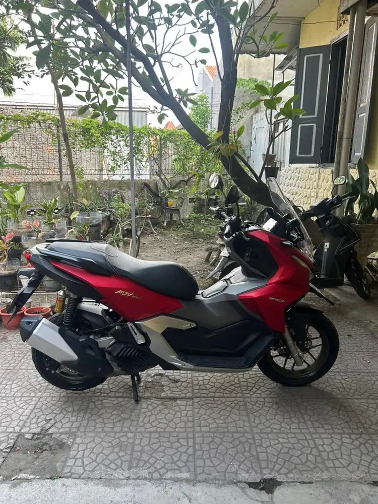 ADV 160 ABS merah dop 2025