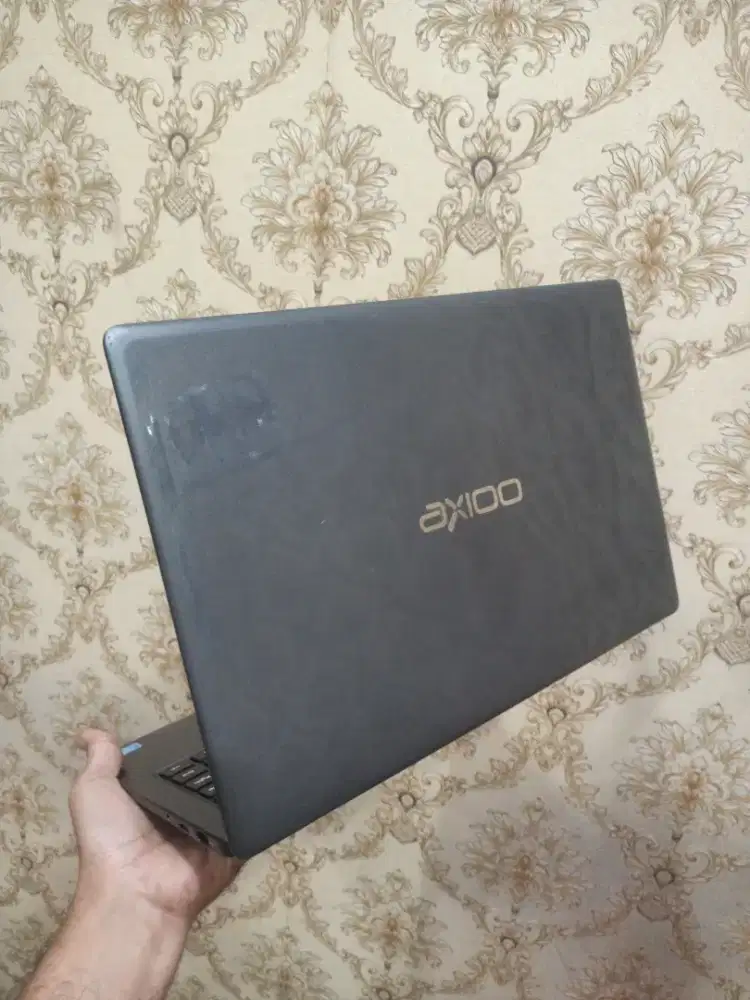 axio mybook 14e ram 4 SSD 128 mlus normal semua nya unit charger+tas