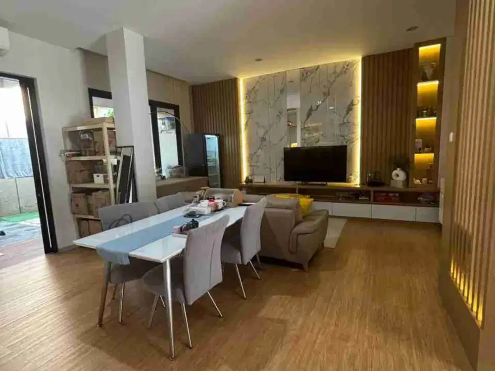 Rumah Minimalis 2 Lantai Semi Furnish Graha Padma Dekat Tol n Sekolah Karangturi