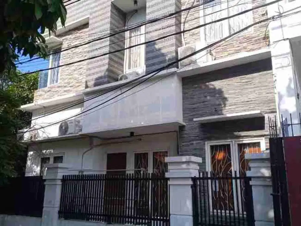rumah hoeh siap huni 
Bintara loka indah