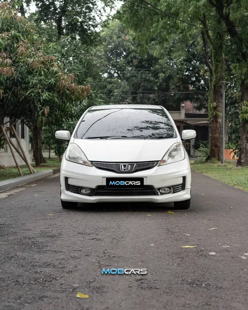 FREE BBM FULL TANK JAZZ 1.5 RS AT AUTOMATIC 2013-2012 PUTIH MUTIARA