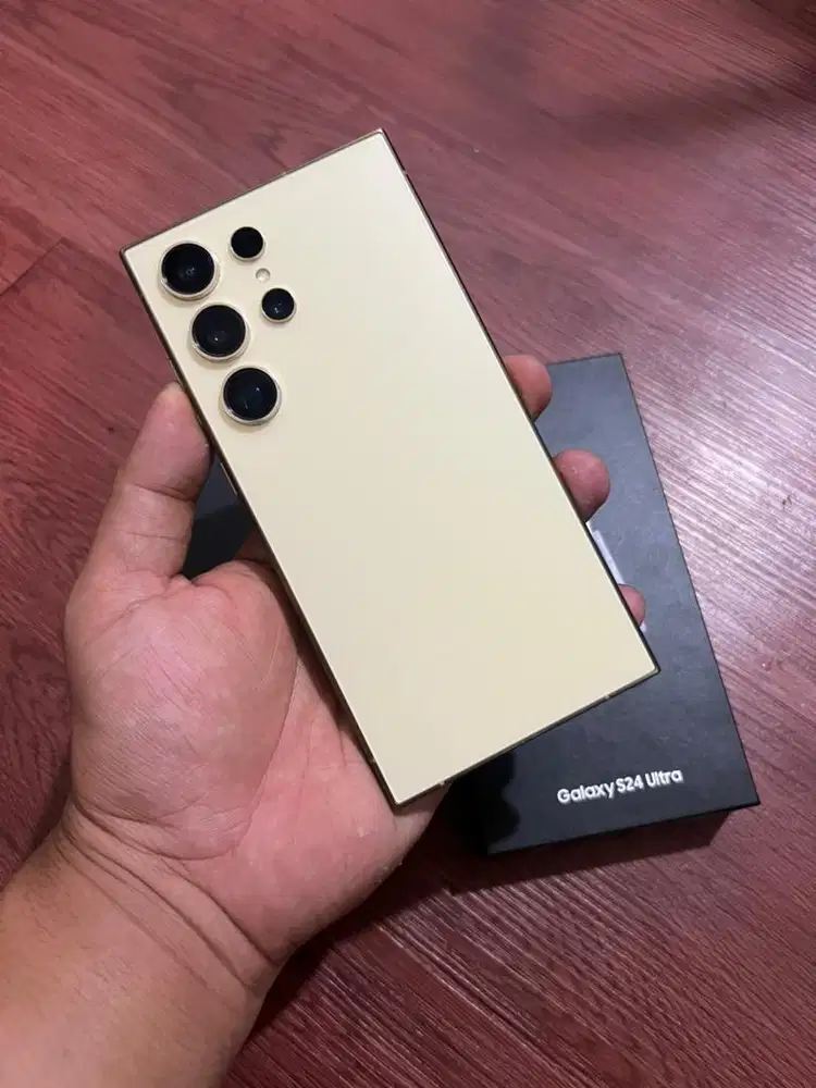 Samsung S24 ultra 12/256 Yellow